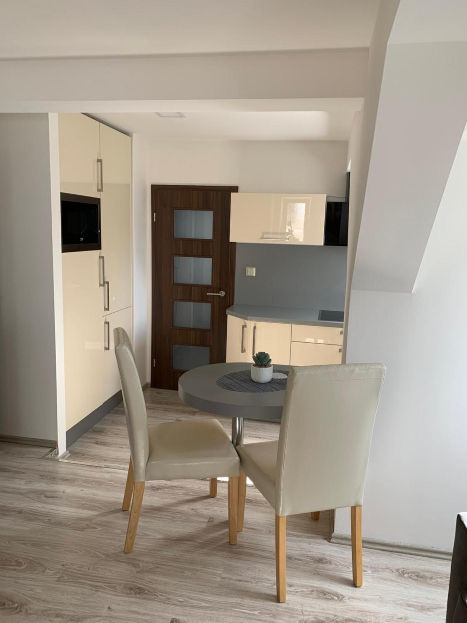 Apartmanovy Byt 2 Tremosna Eksteriør billede